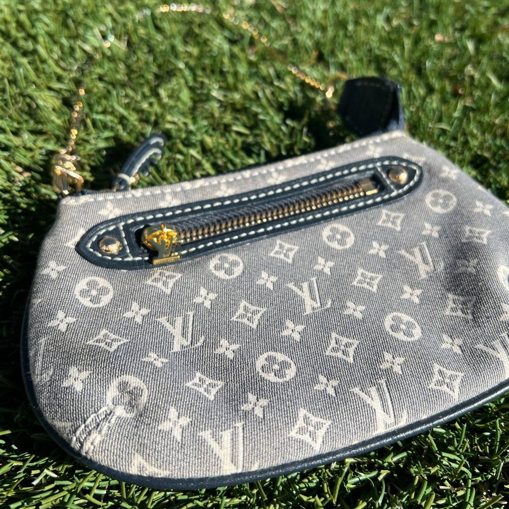 Louis Vuitton Monogram Denim Pochette Bag - Picture 6 of 8